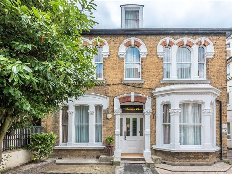 Queens Drive Hotel At Finsbury Park Londres Extérieur photo